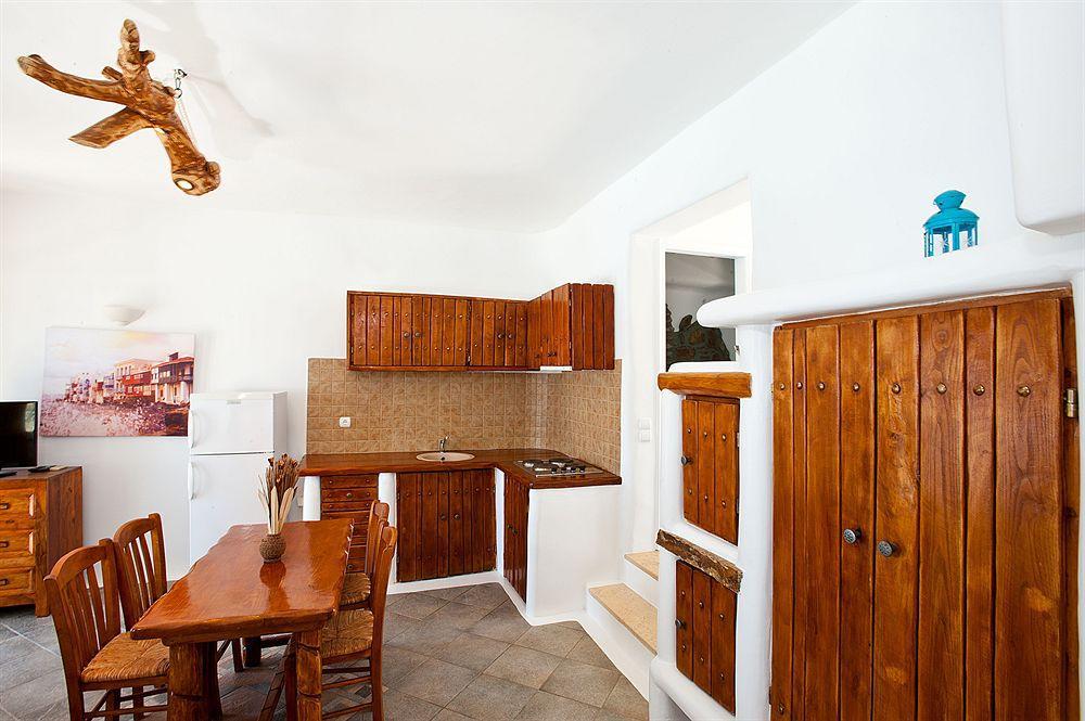Mykonos Lolita, A Grecotel Resort To Live Mykonos Town Bagian luar foto