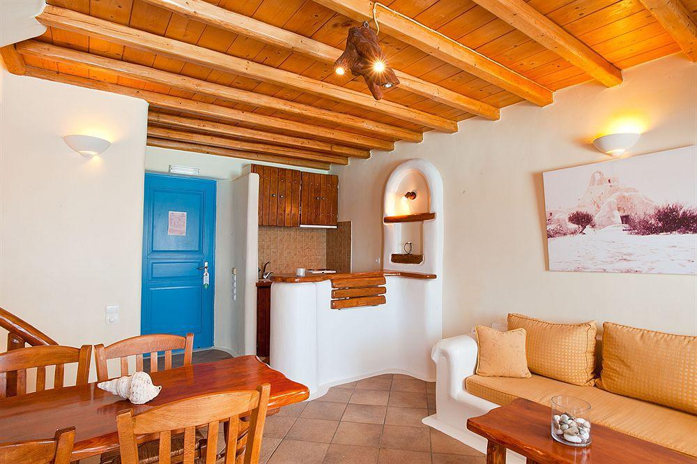 Mykonos Lolita, A Grecotel Resort To Live Mykonos Town Bagian luar foto