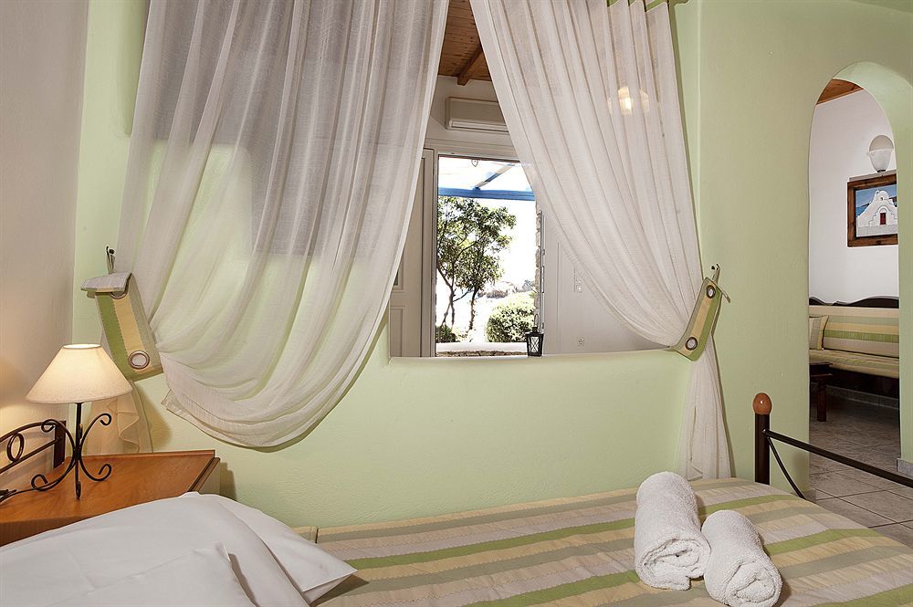 Mykonos Lolita, A Grecotel Resort To Live Mykonos Town Bagian luar foto